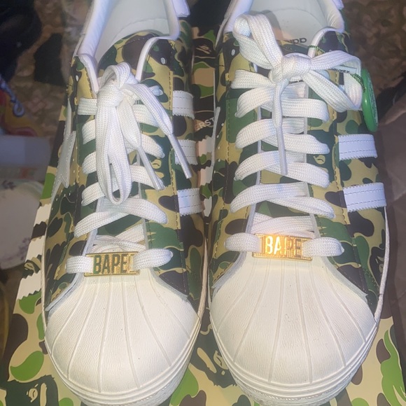 Bape superstars ‘80 bran new. Need gone. Throw prc - Picture 6 of 8